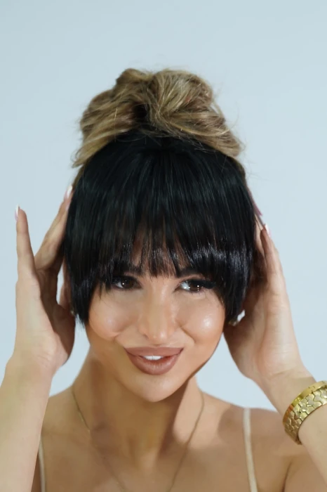 შეღებილი შავი წინამო